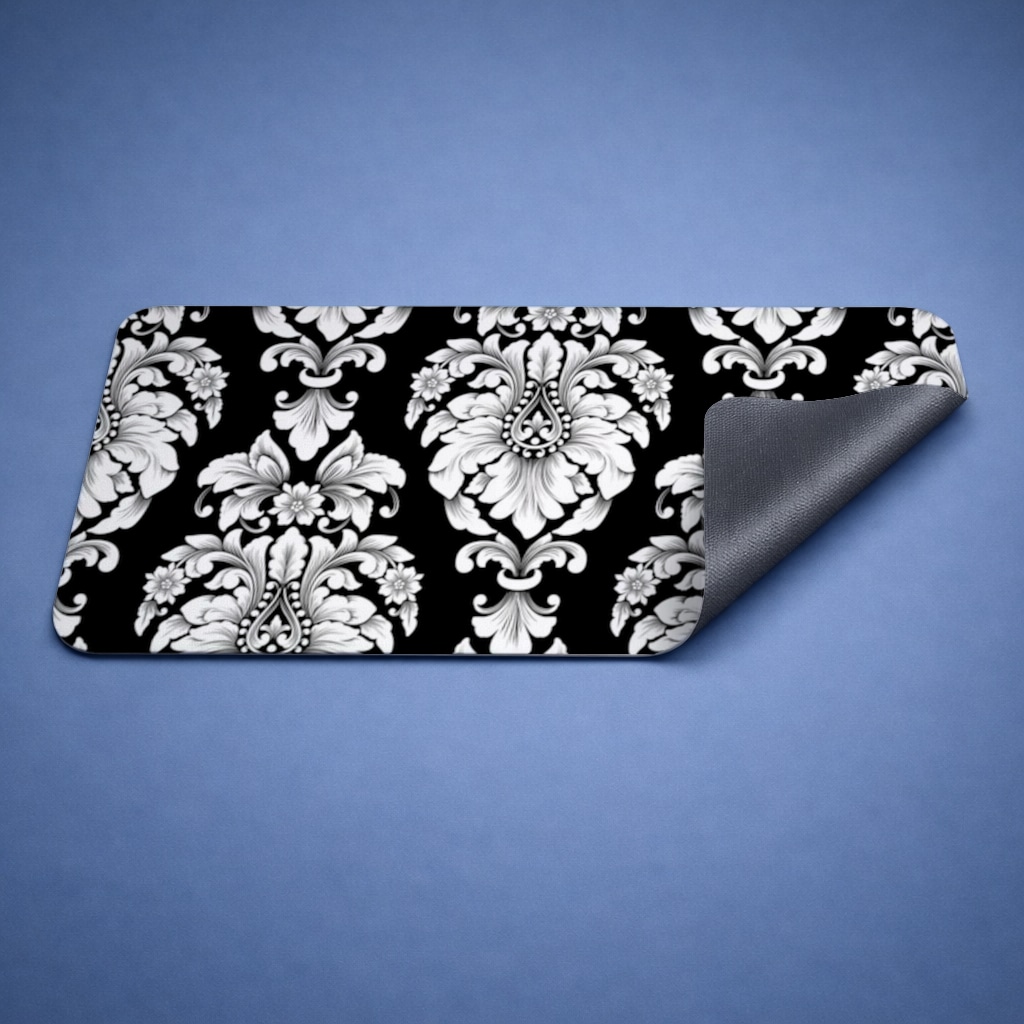 Elegant Black and White Damask Seamless Pattern Mouse Pad Görünüm 3