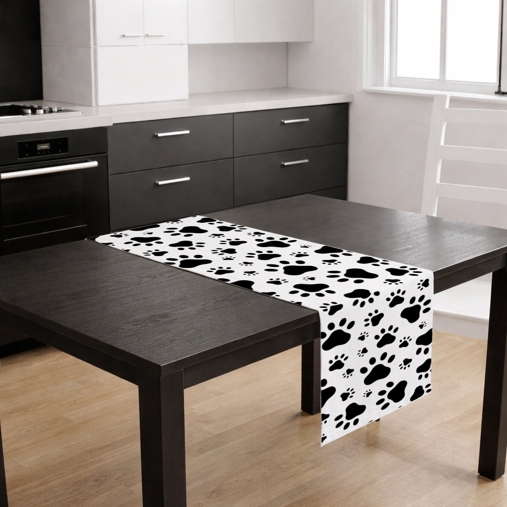 Black and White Paw Pattern Design Runner Görünüm 3