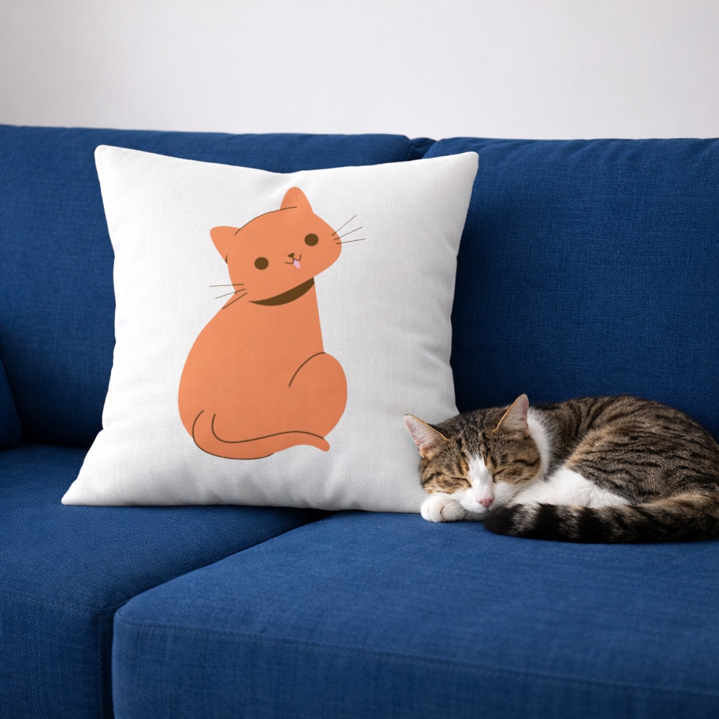 furry feline friends Decorative pillow cover Görünüm 1